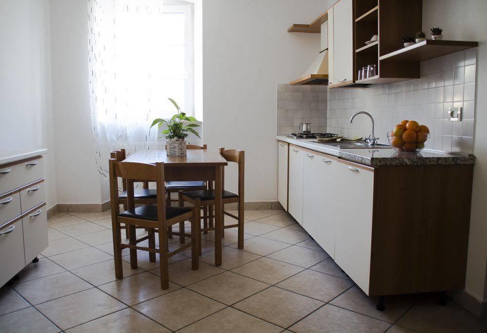 Residence Santa Caterina Arco Luaran gambar